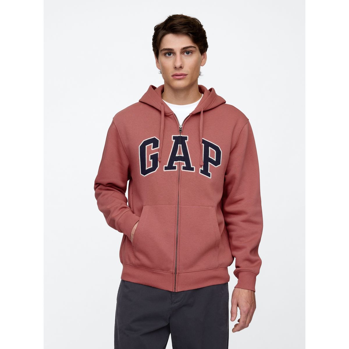 GAP - Polerón Hombre Logo Rojo