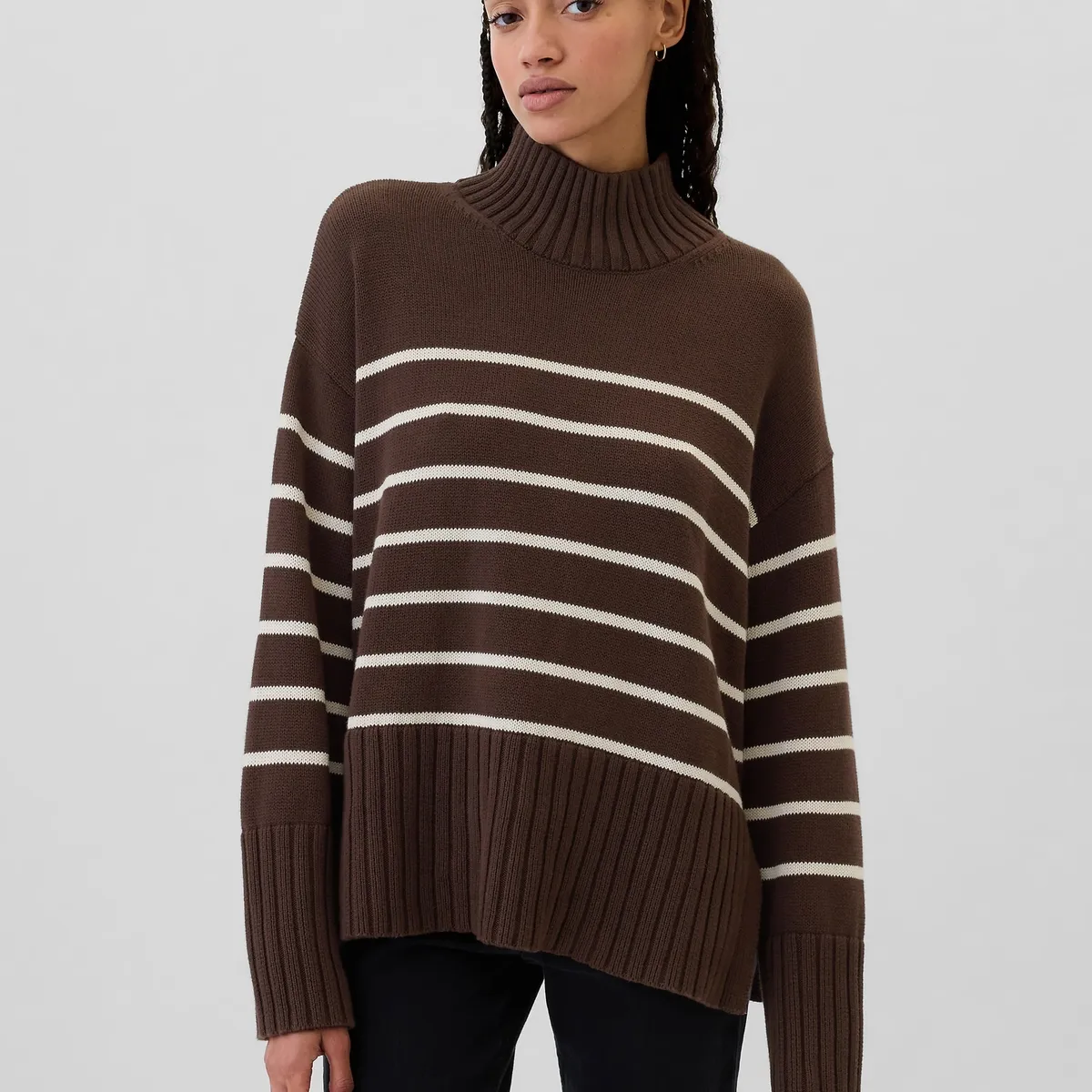 GAP - Sweater Mujer Mockneck Café