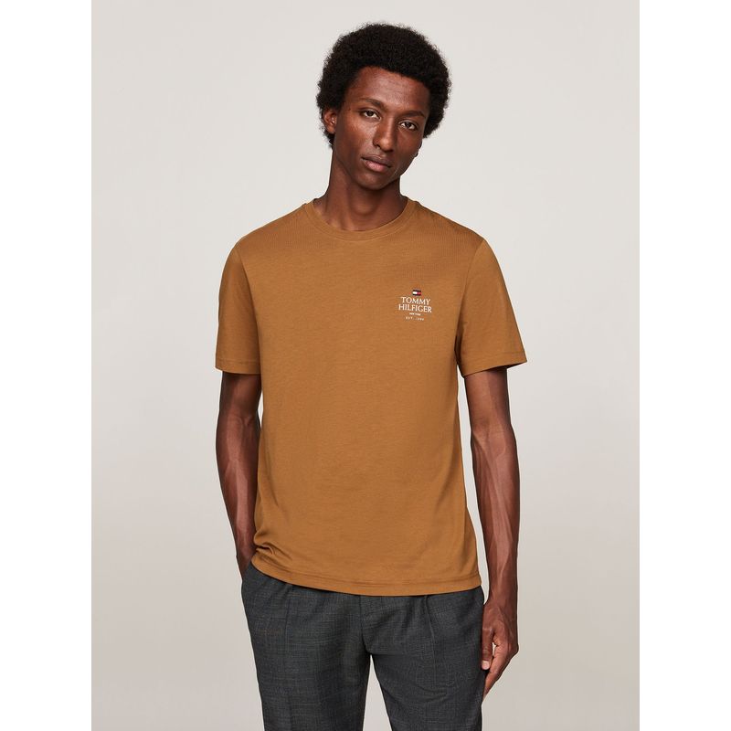 TOMMY HILFIGER - Polera De Cuello Redondo Con Logo Café Tommy Hilfiger