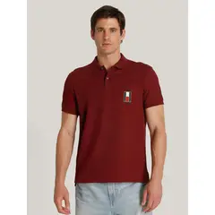 TOMMY HILFIGER - Polo De Corte Regular Con Logo Vertical Burdeo
