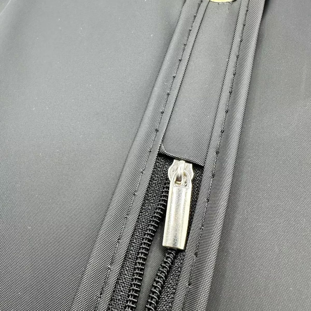 GENERICO - FUNDA PARA ROPA - CUBRE TRAJE DE 60 X 100 CM