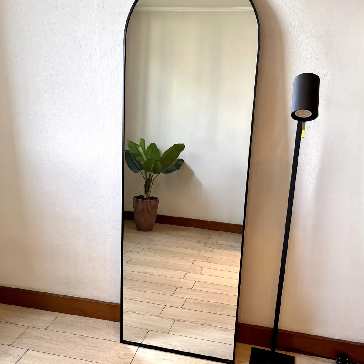 GENERICO - Espejo Metálico Arco 56x168 cm Piso y Pared Polaris