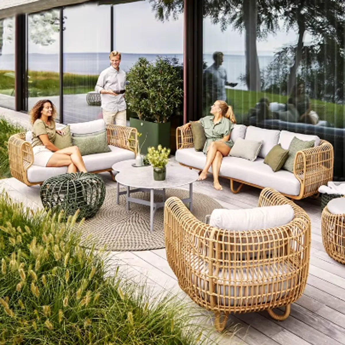 GENERICO - Juego de Living Exterior Nido Para Terraza y Jardín