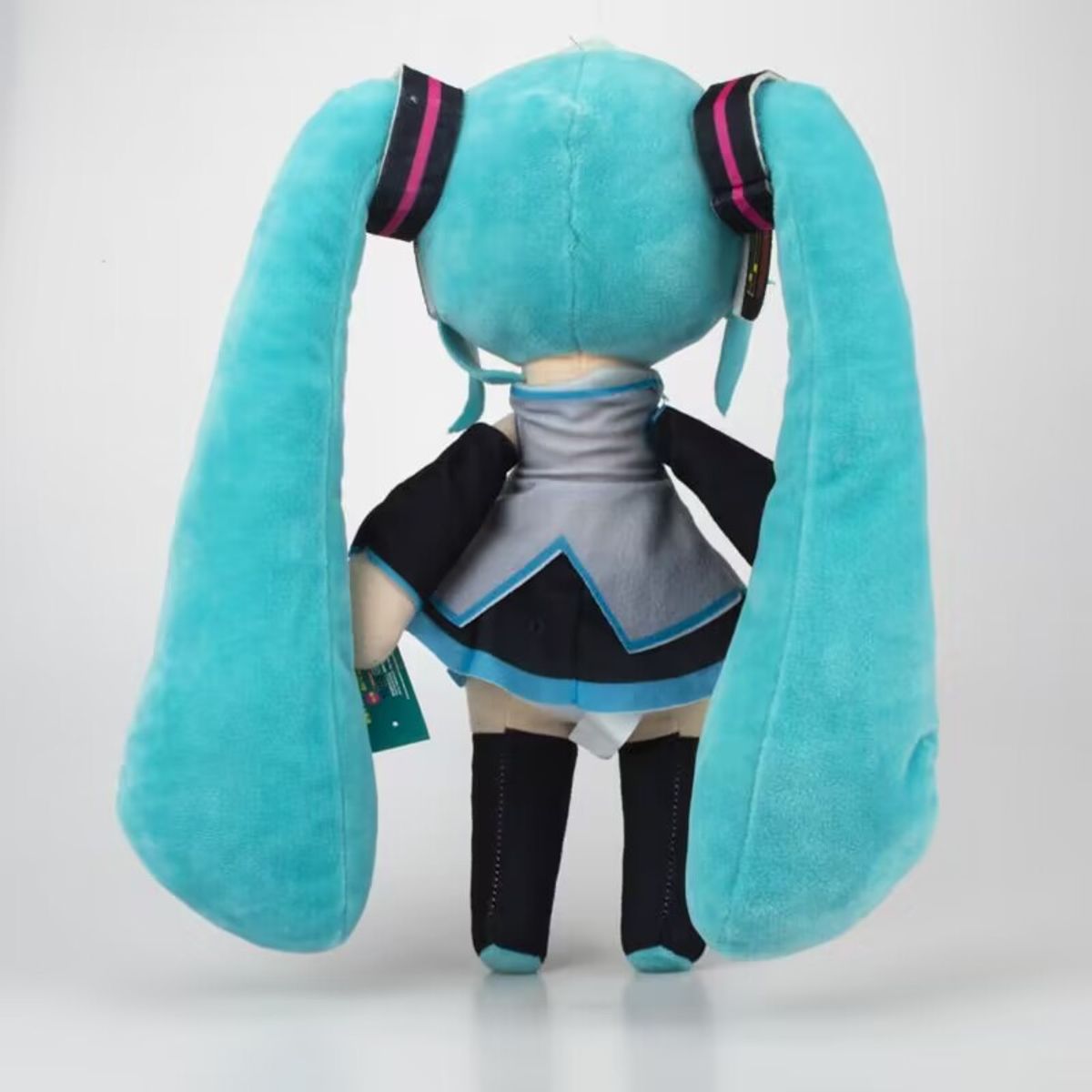 GENERICO - Miku, peluche 25 cm. Gran calidad.