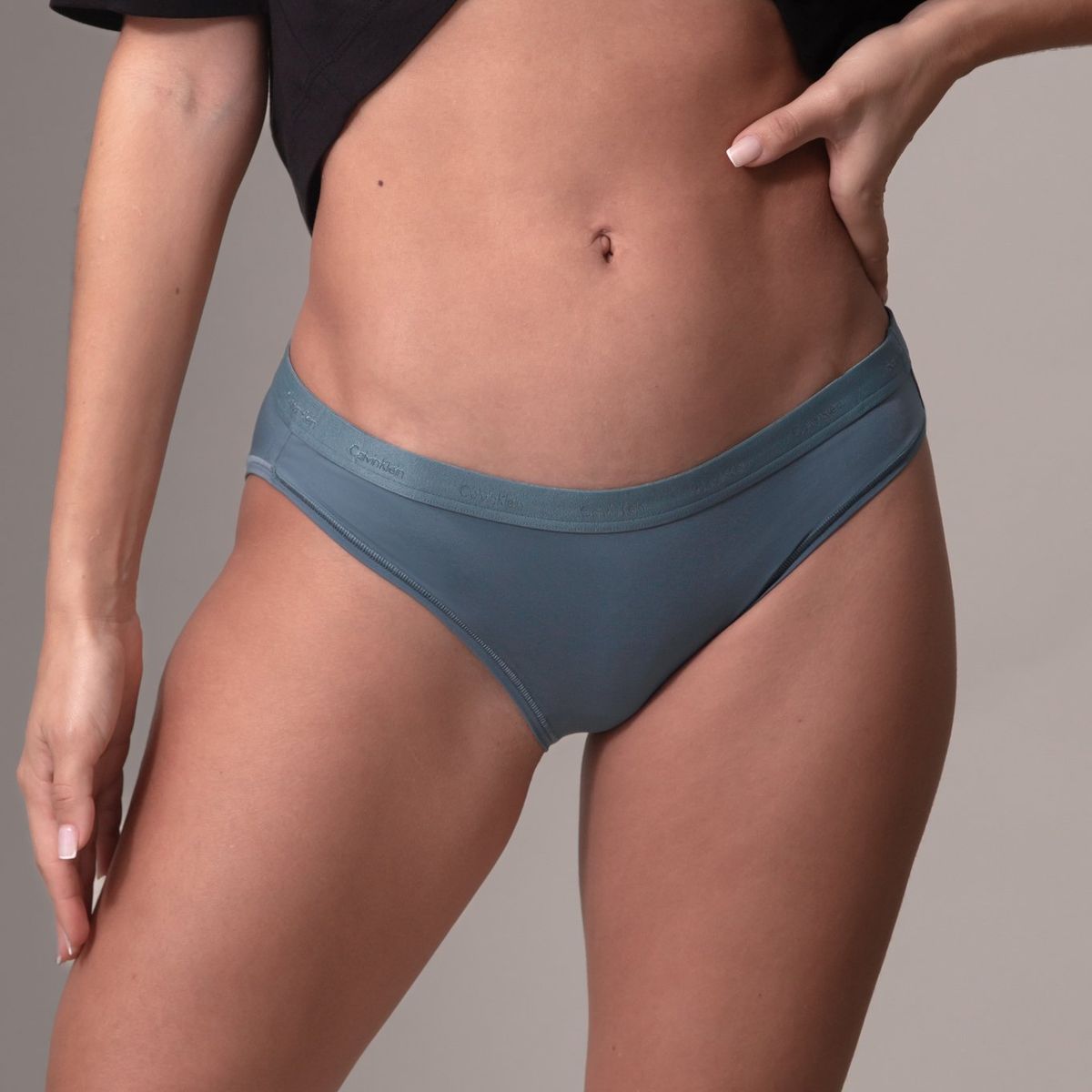 CALVIN KLEIN - Calzón Bikini Form To Body Natural Gris Calvin Klein