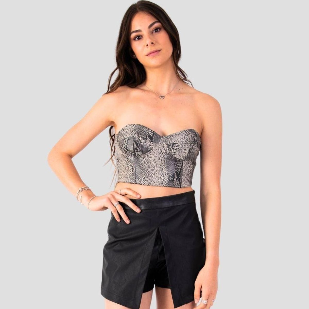 ME QUIERE MUCHO POQUITO NADA - Corset Animal Print Serpiente con Escote Corazón - MQM