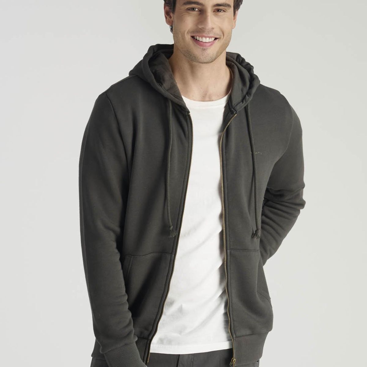 NIMTU - Polerón Cactus Casual Negro Nimtu