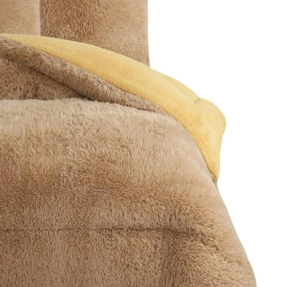 GENERICO - COBERTOR PELUDO INVIERNO KING- SUPER KING BEIGE