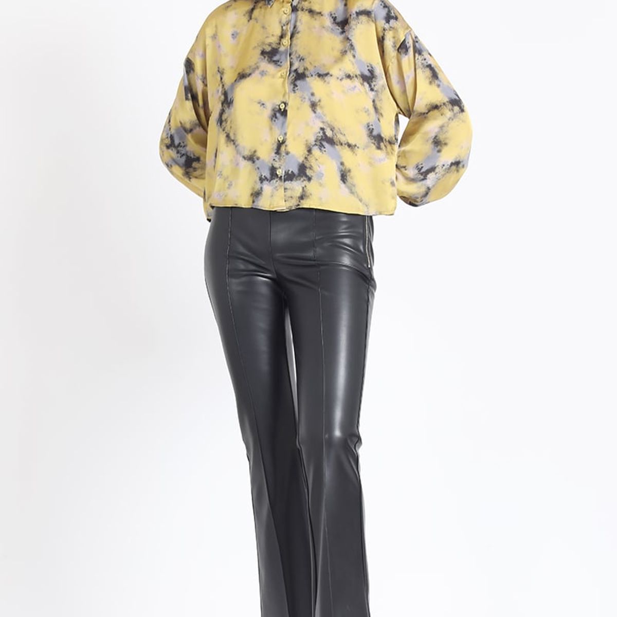 LIOLA - Blusa  Satin Estampado, Amarillo Liola