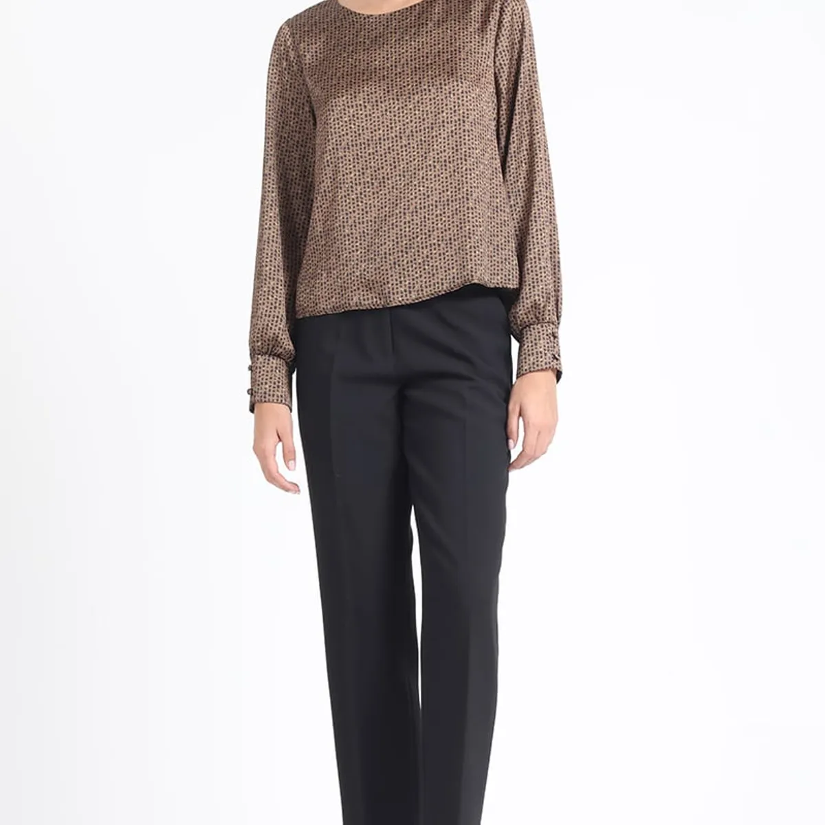 LIOLA - Blusa Satin Estampado Manchas, Cafe Liola