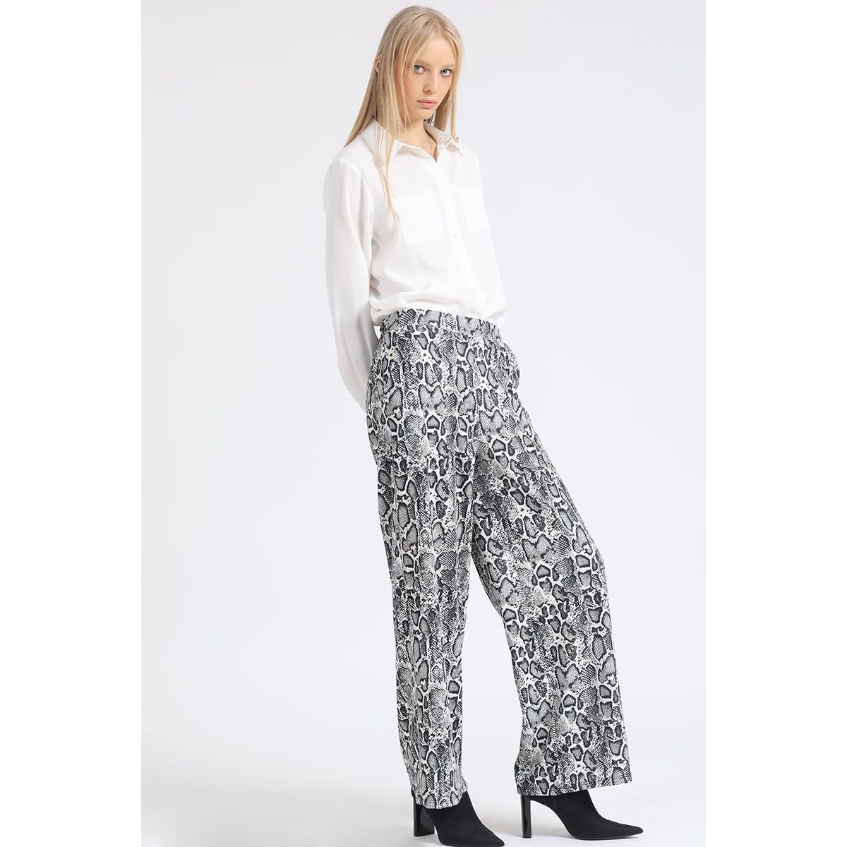 LIOLA - Pantalon Ancho, Tiro Alto, Estampado Piton, Beige Liola