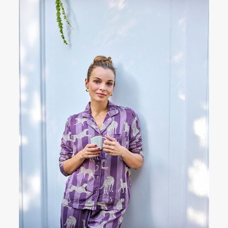 LOUNGE - Pijama Dreamy Rayas Tigres LOUNGE