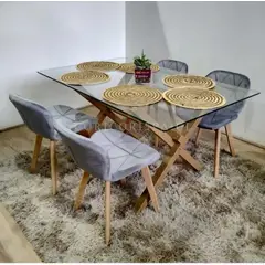 CORI CORI - Juego de Comedor Medlock Vidrio 140x90 + 4 Sillas Mariposa Velvet Gris