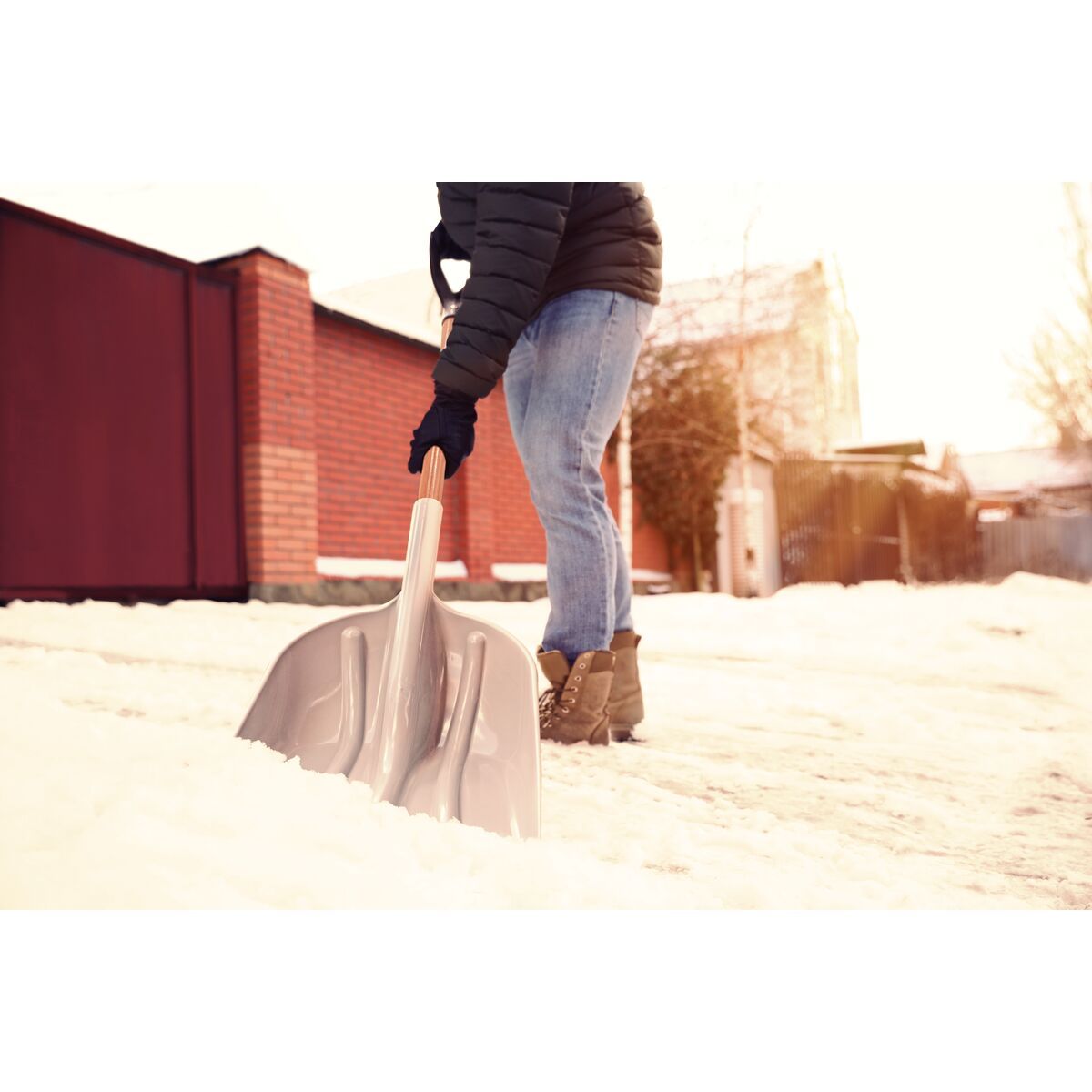 TRAMONTINA - Pala plástica, mango de madera 79 cm