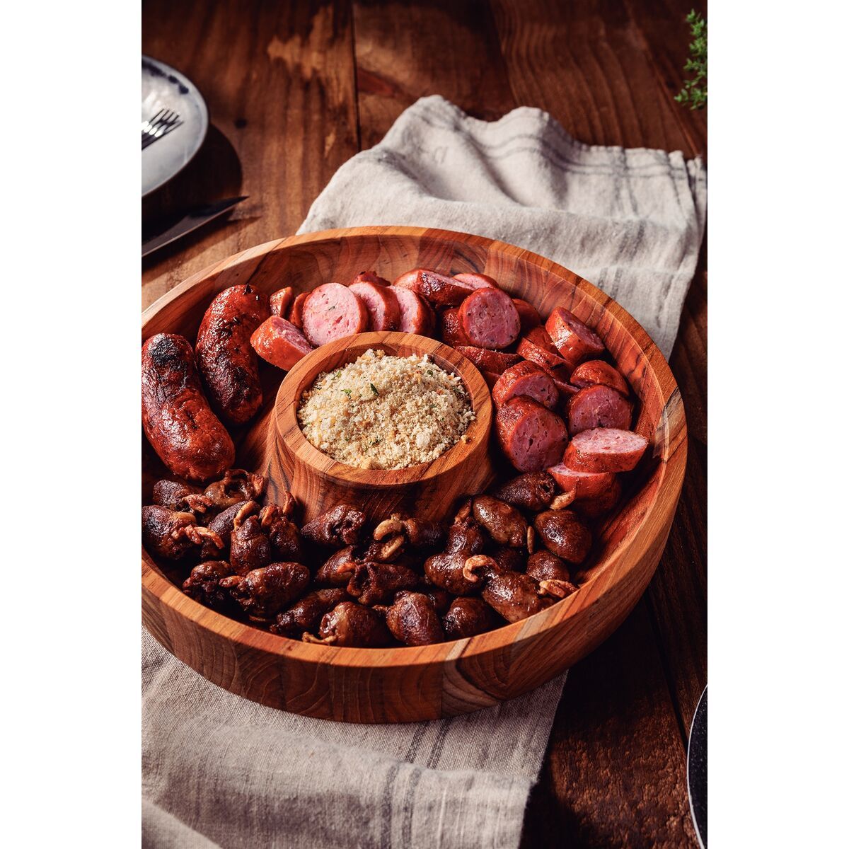 TRAMONTINA - Plato Merienda Barbacoa Tramontina Fondo Central de Madera de Teca FSC Acabado en Aceite Mineral 31,5x31,5 cm