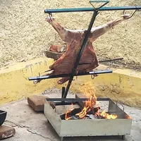Asador Vertical con Fogón Cordero al Palo