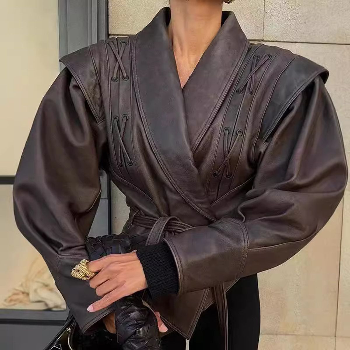 GIOIO - Chaqueta Mujer Piel Solapa Cordón Manga Larga Estilo Urbano Elegante