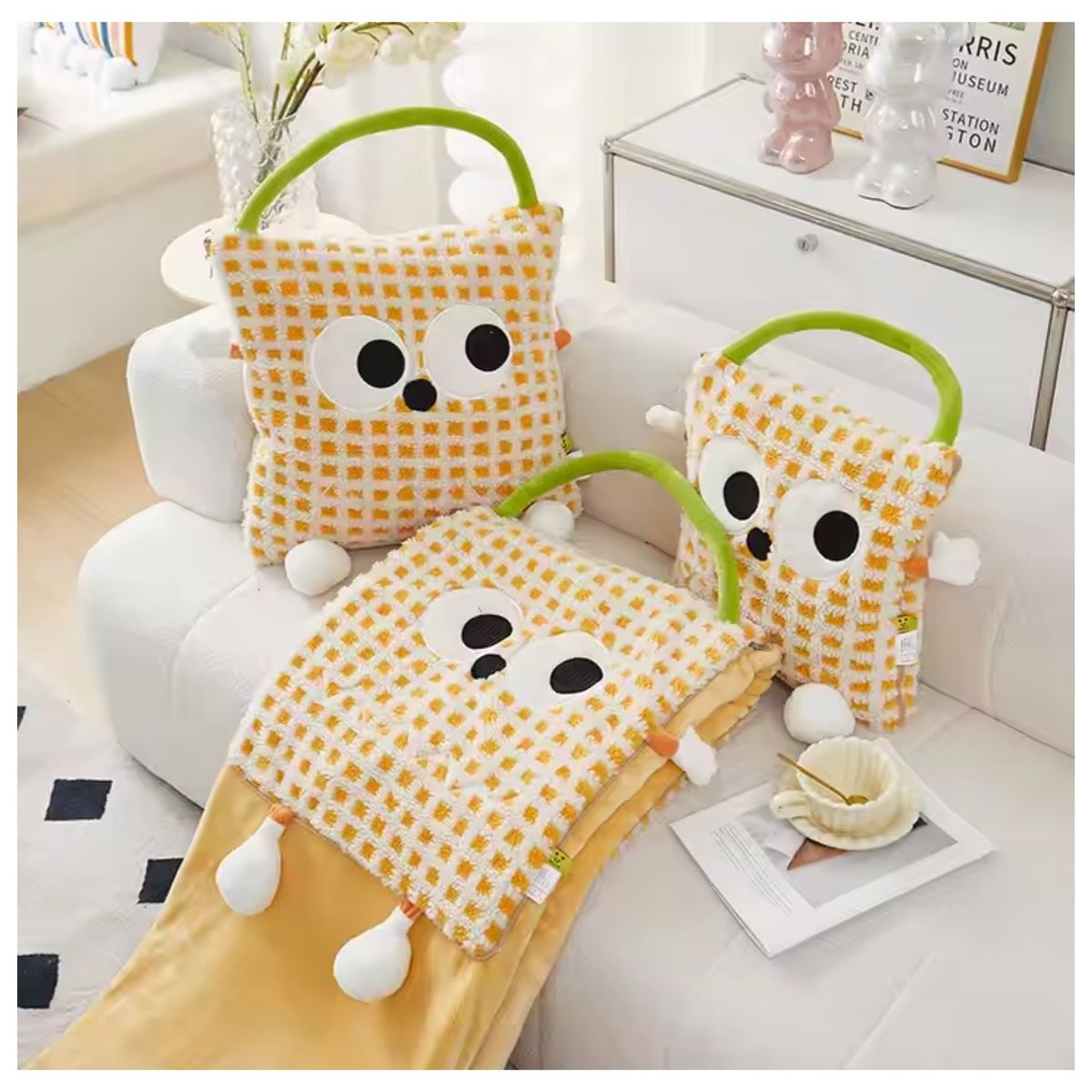 GENERICO - Frazada Bolsa AMARILLA  Con Correa Se Transforma En Frazada Muñeco Tf