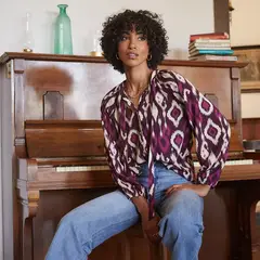 LOUNGE - Blusa Boho Estampado