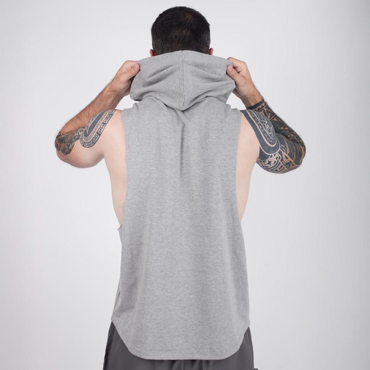 EVERLAST - Polera Hood Round Everlast.-