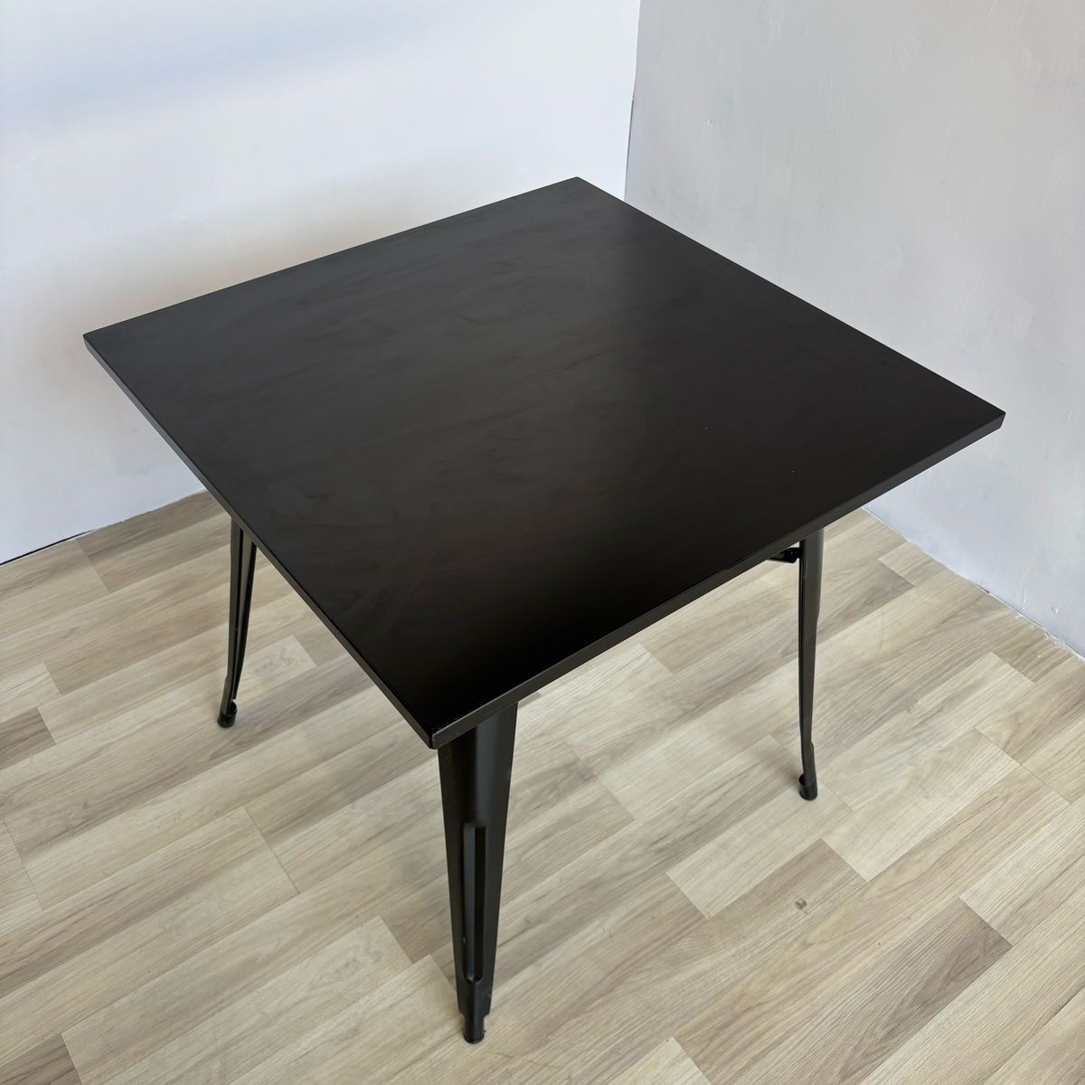 GENERICO - Mesa tolix normal  80x80cm