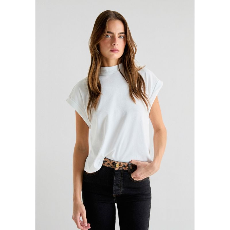SCALPERS - Polera Cuello Perkins
