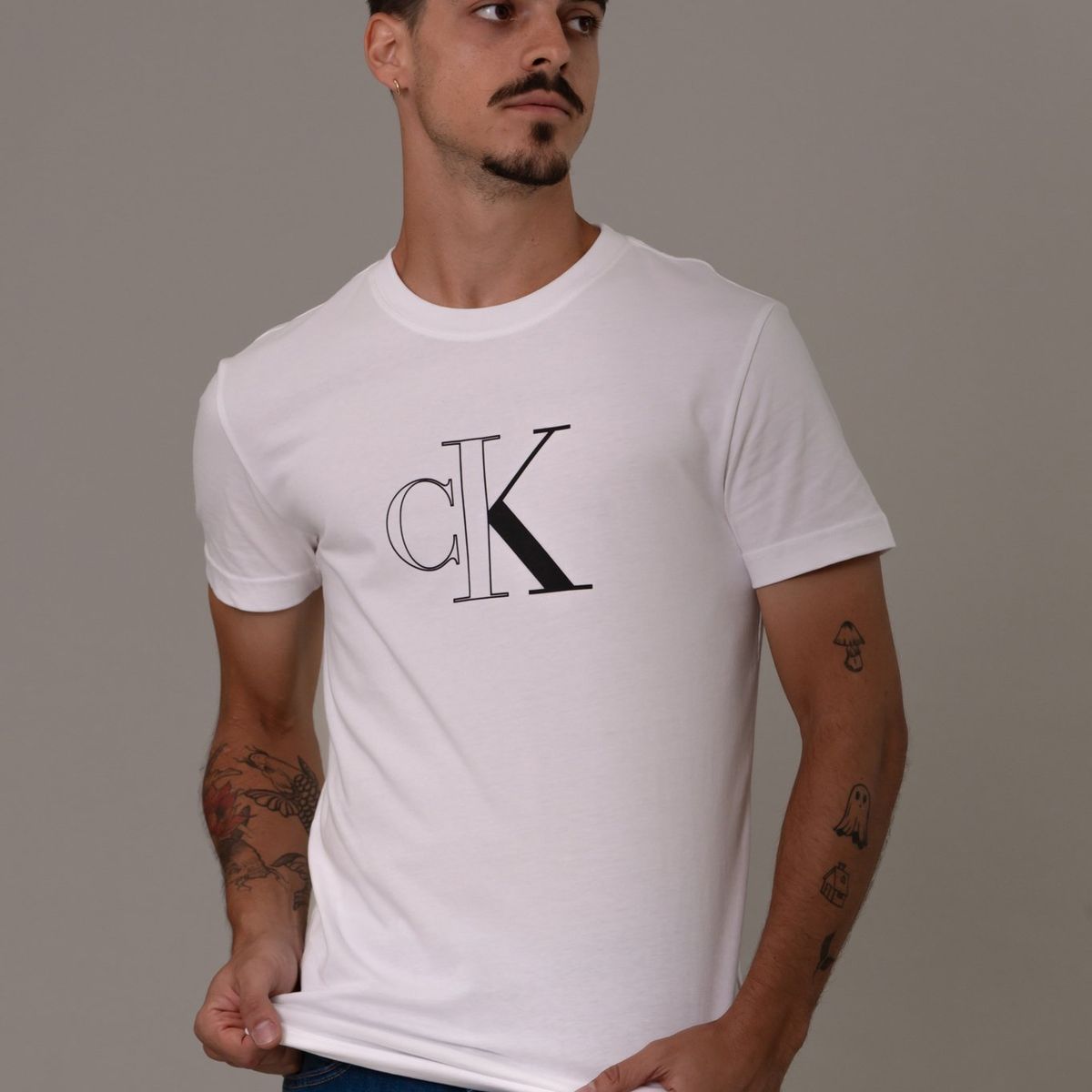 CALVIN KLEIN - Polera Outline Monologo Blanco Calvin Klein