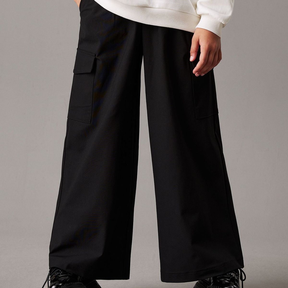 CALVIN KLEIN - Pantalón Niña Dry Knit Cargo Negro Calvin Klein