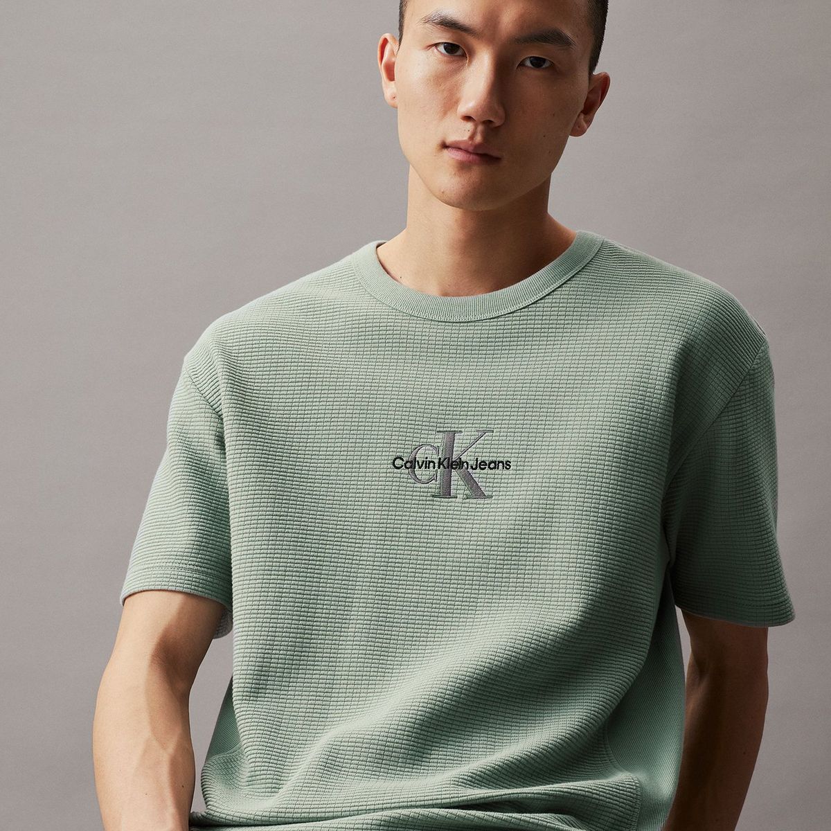 CALVIN KLEIN - Polera City Grid Verde Calvin Klein