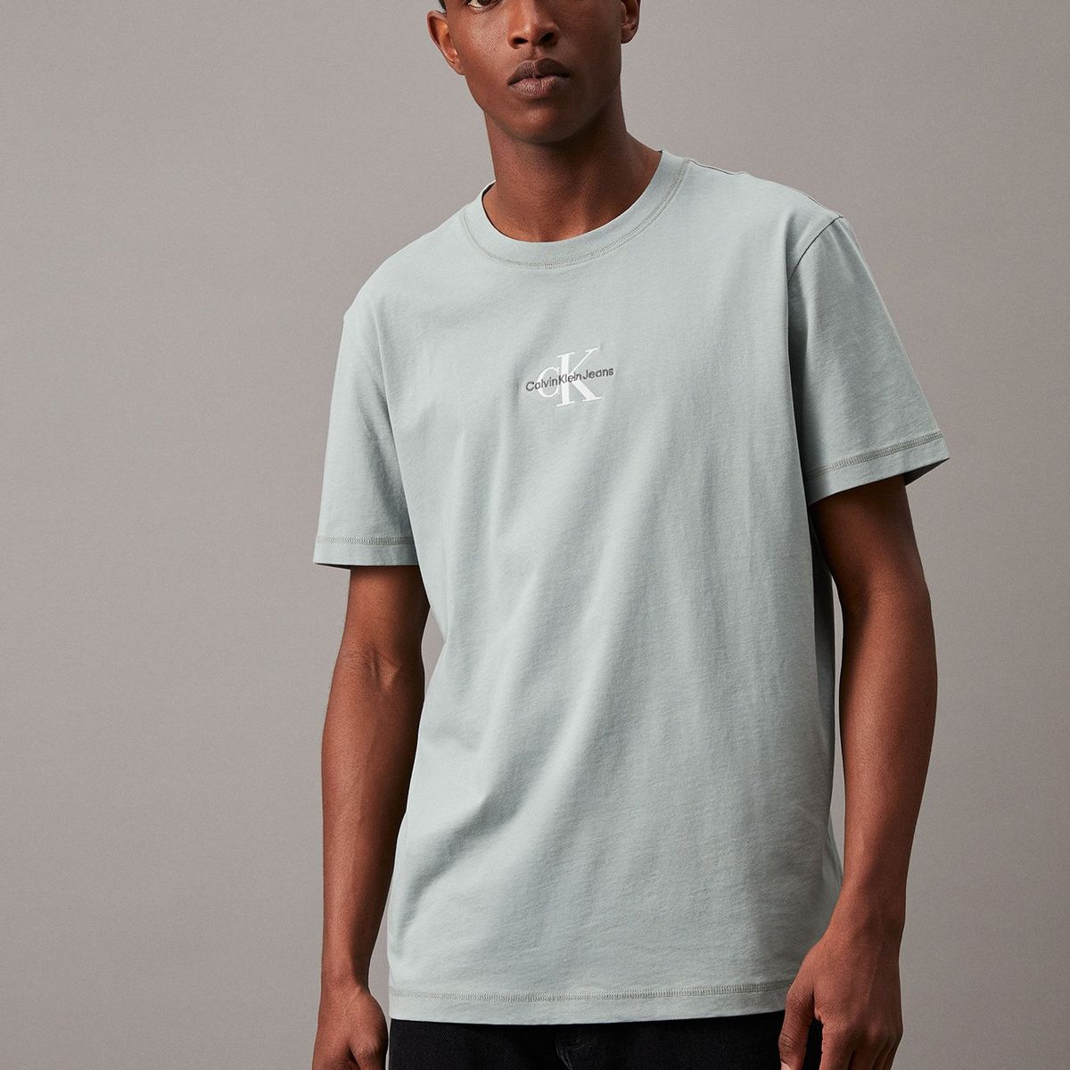 CALVIN KLEIN - Polera Monologo Verde Calvin Klein