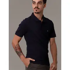 CALVIN KLEIN - Polo CK Embro Badge Slim Azul