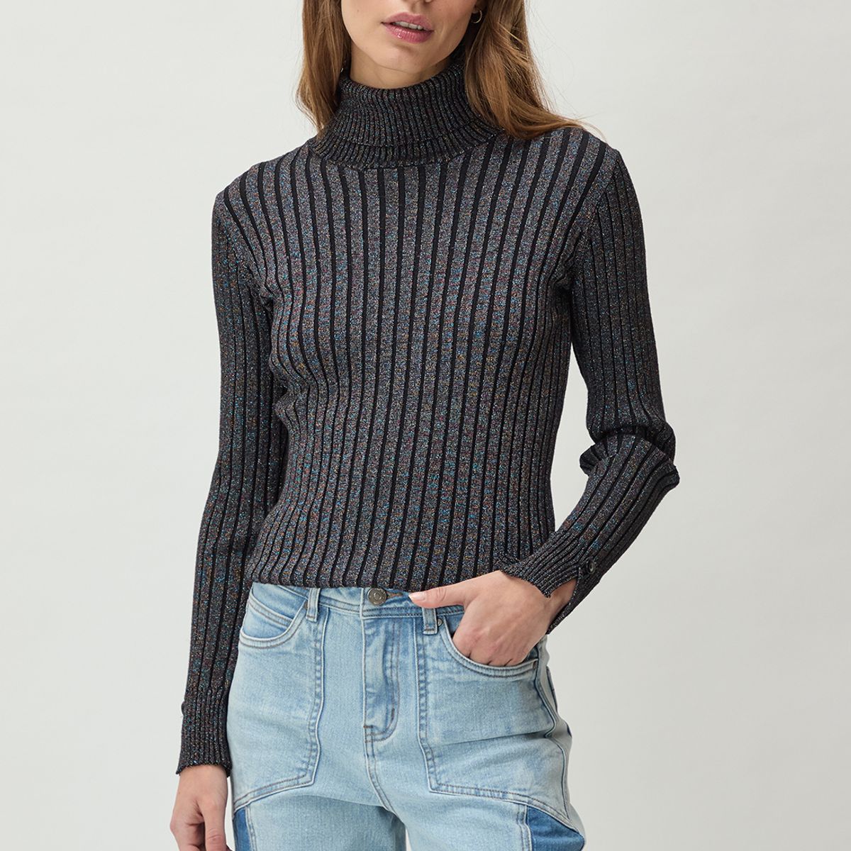 IO - Sweater Negro Mujer Io