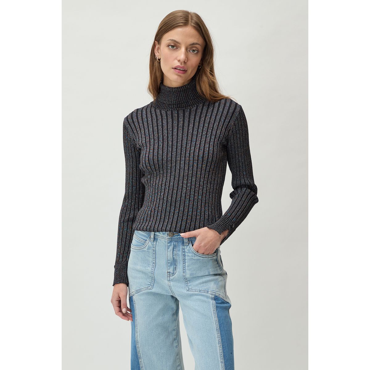 IO - Sweater Negro Mujer Io