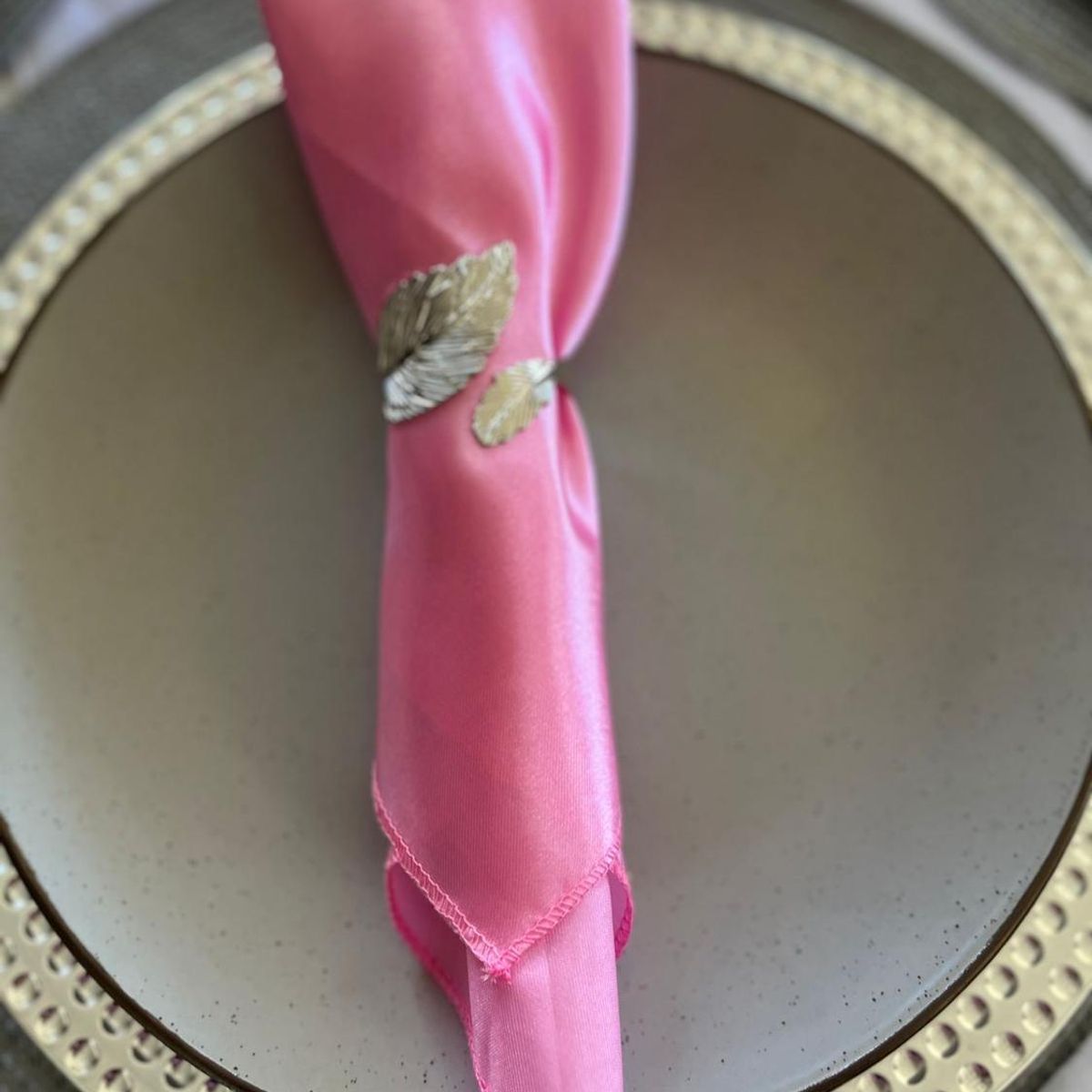 TERRA ESTILO - Servilleta de raso rosado