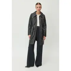 IO - Impermeable (Trench) Negro