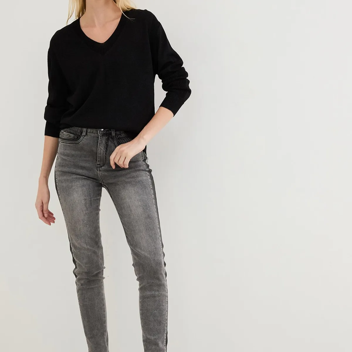 ASH - Sweater Negro Mujer Ash