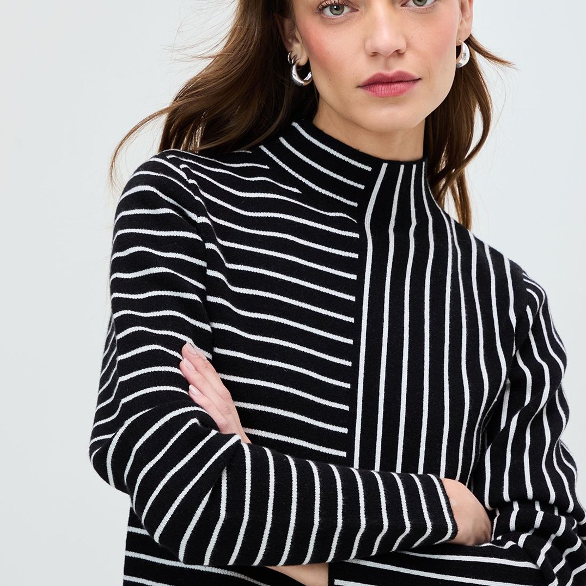 IO - Sweater Negro Mujer Io