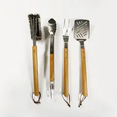 KAWI - Set Parrilla Asado 4 Piezas Acero Inox Madera Austin Kawi®