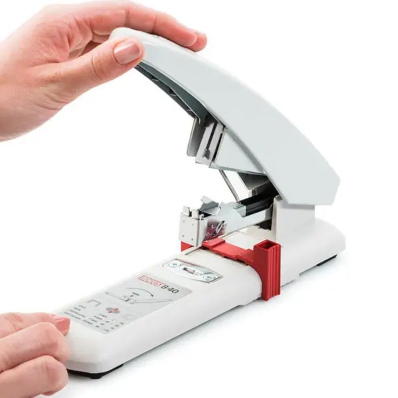NOVUS - Corchetera Novus B40 para 100 Hojas