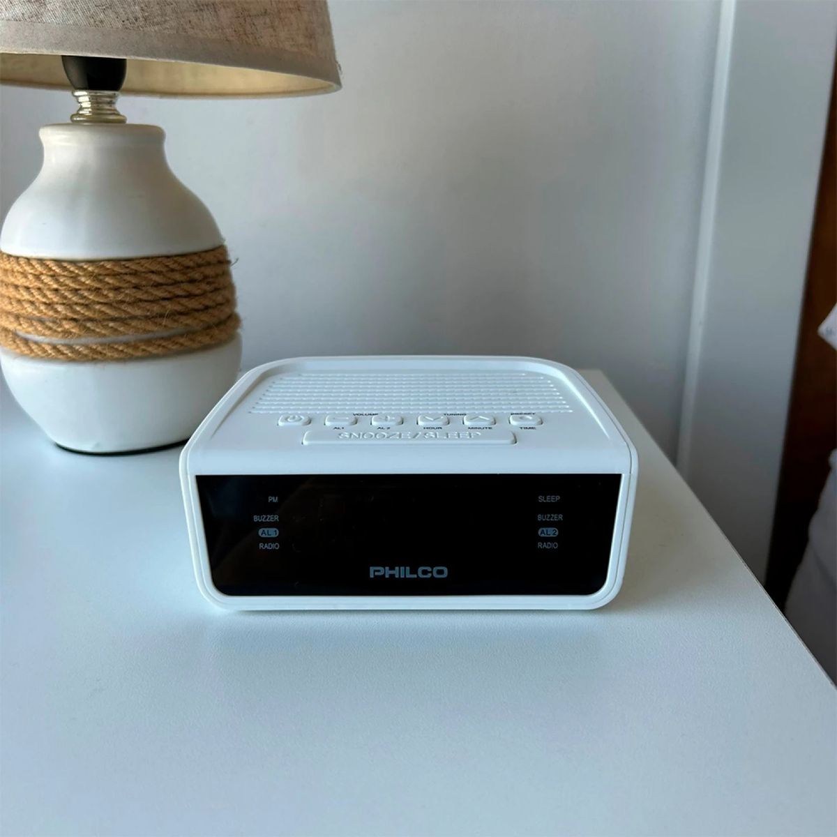 PHILCO - Radio Reloj Despertador con Alarma Dual y Radio FM Philco