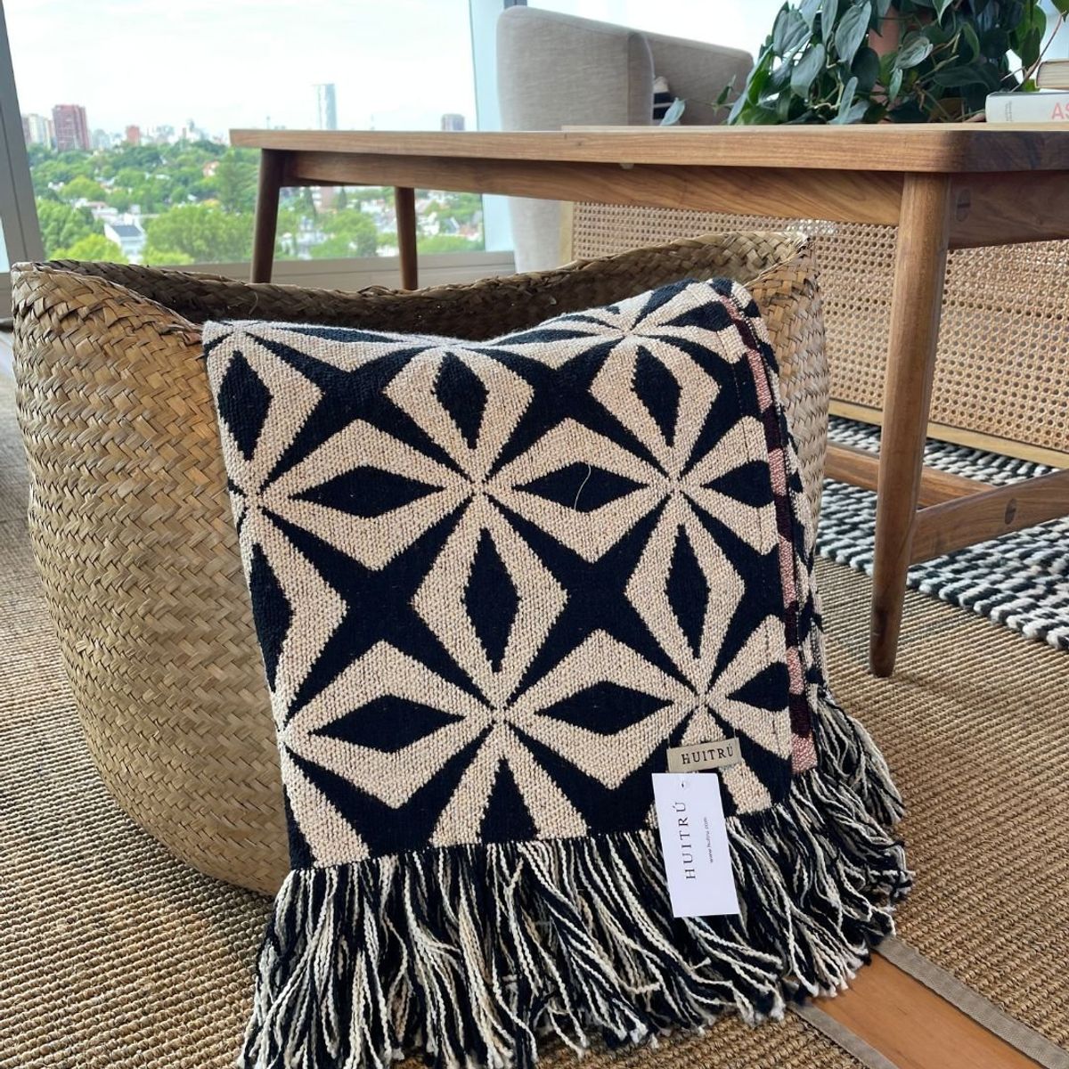 GENERICO - Manta Pie De Cama Cubre Sillón Nórdica Huitrú 130x140m