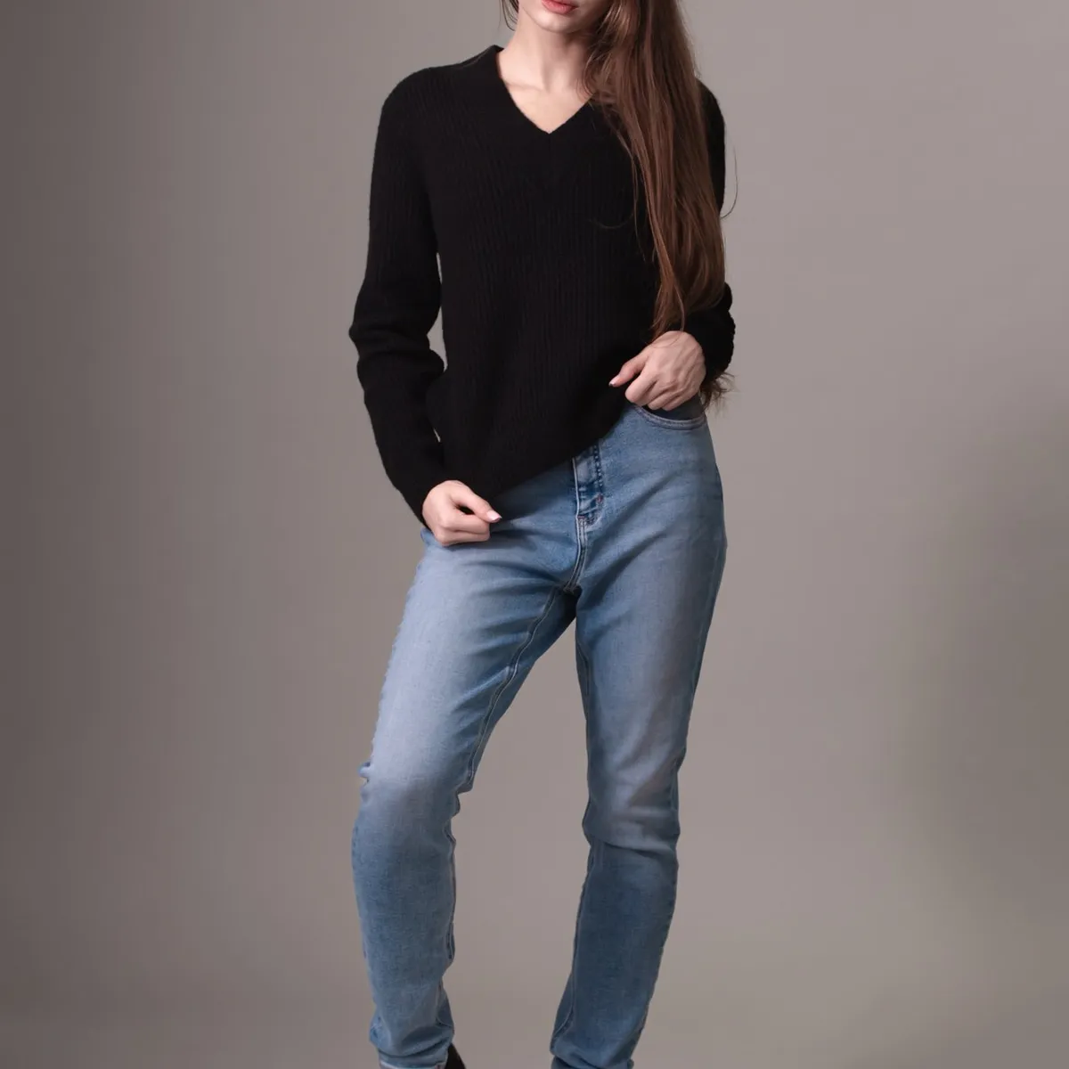 CALVIN KLEIN - Sweater Boucle V Neck Relaxed Negro Calvin Klein