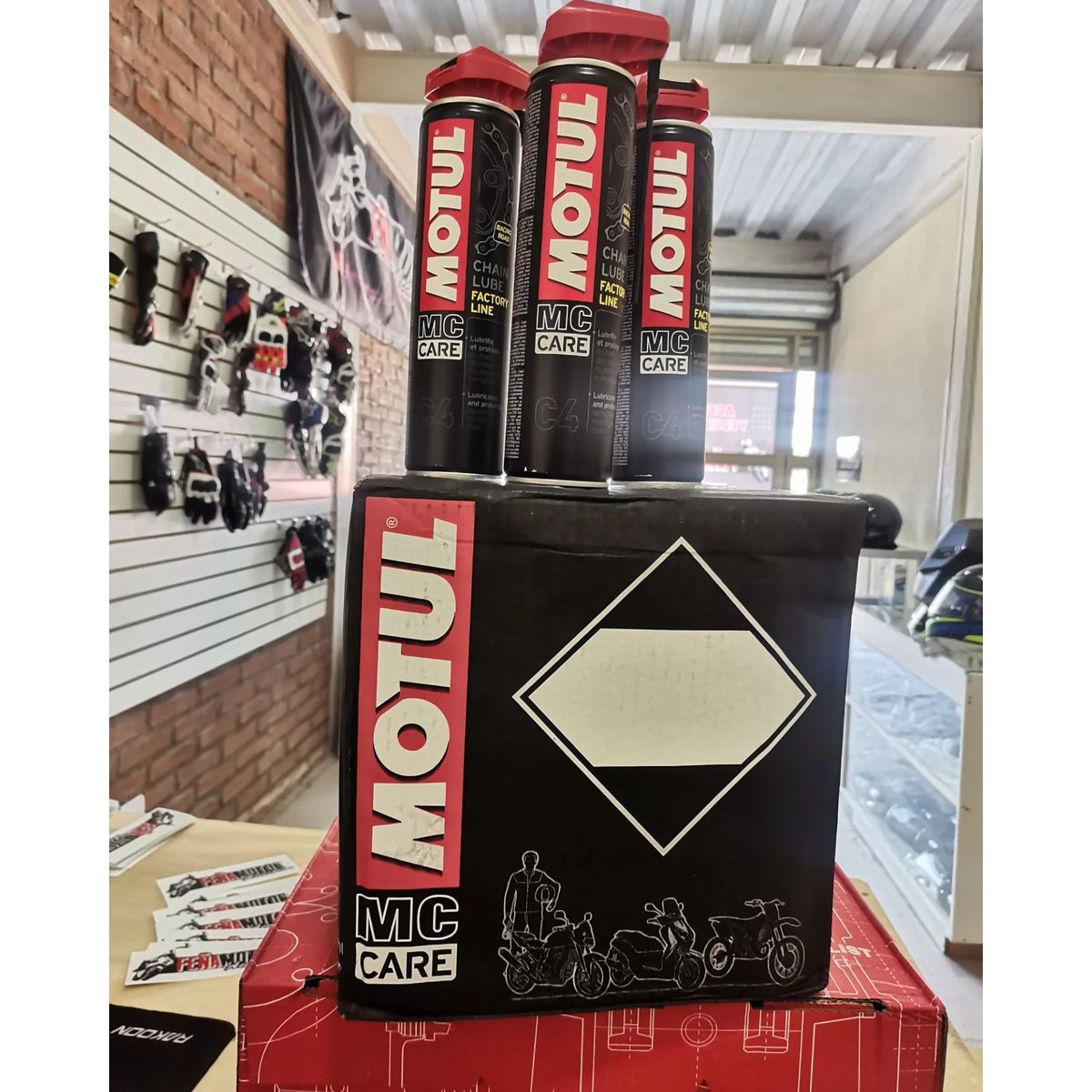 MOTUL - Lubricante de cadena para motos max calidad