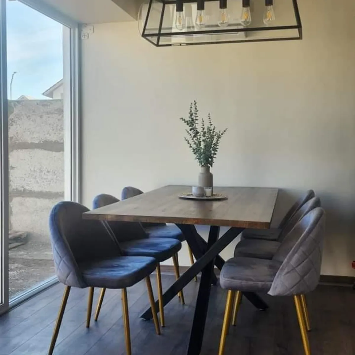 GENERICO - MESA DE COMEDOR MODELO INDUSTRIAL ARPAJON