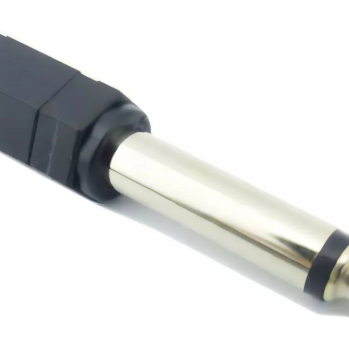 Adaptador AUDIO 3.5 mm a 1/4 mono, marca GENERICO - Foto Principal