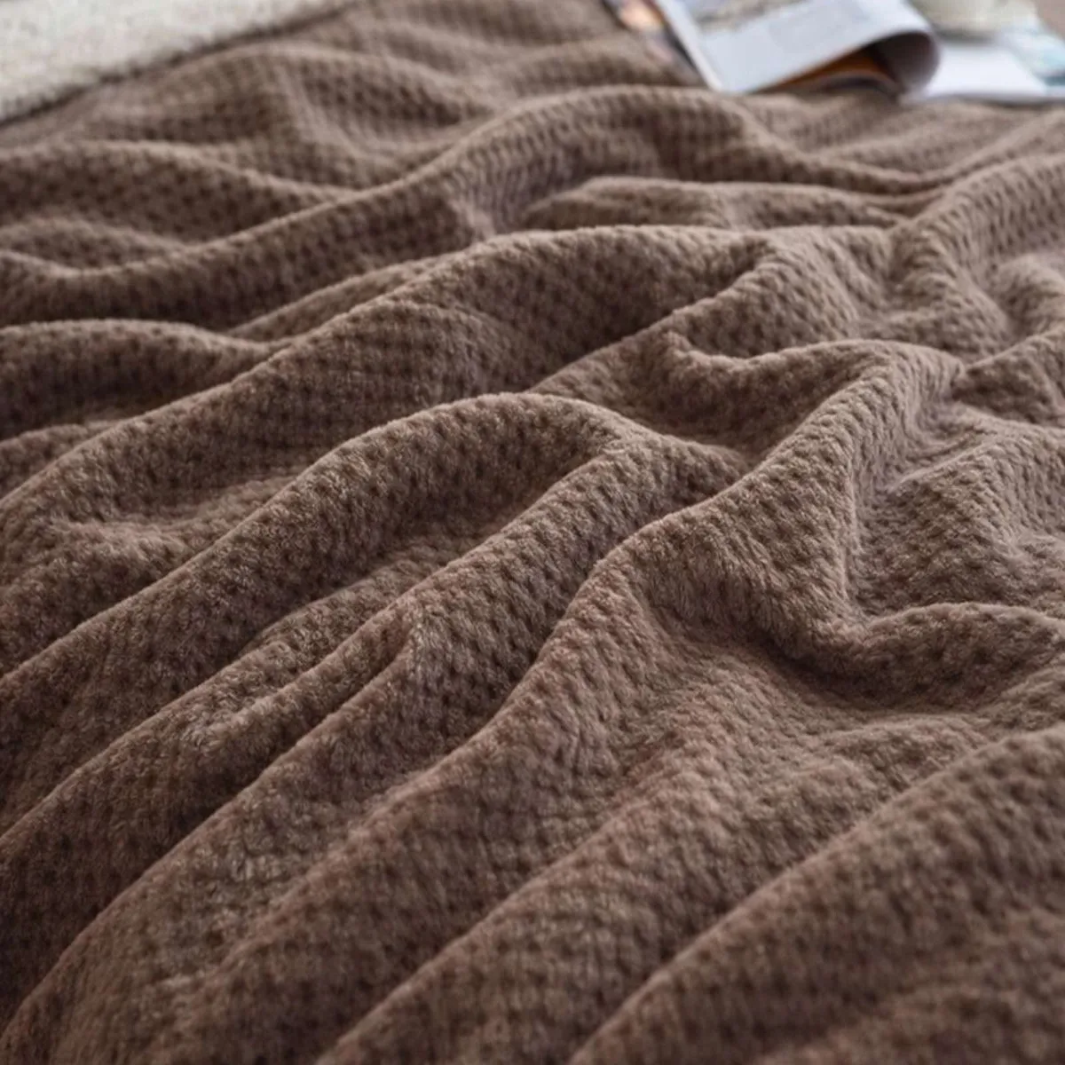 GENERICO - FRAZADA CON CHIPORRO ELEGANTE PLAZA Y MEDIA 150X200cm Café