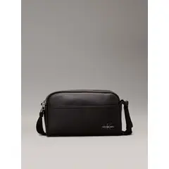 CALVIN KLEIN - Bolso Crossbody Monogram Soft Negro