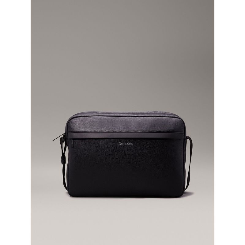 CALVIN KLEIN - Bolso Reporter Ck Must Negro Calvin Klein