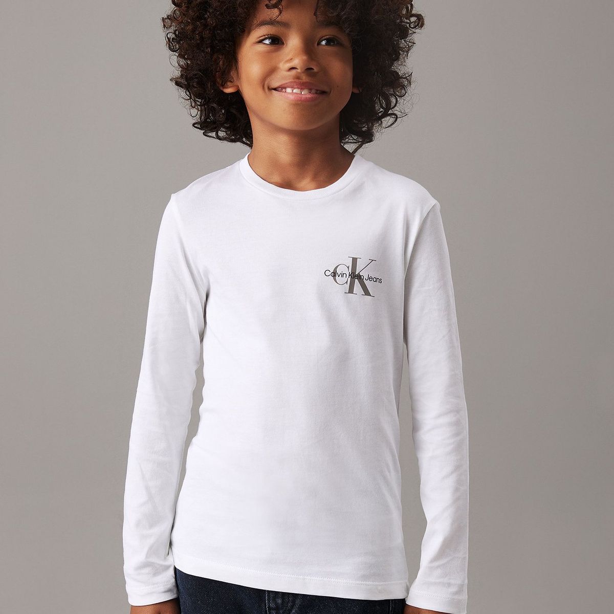 CALVIN KLEIN - Polera Niño Chest Monologo Blanco Calvin Klein