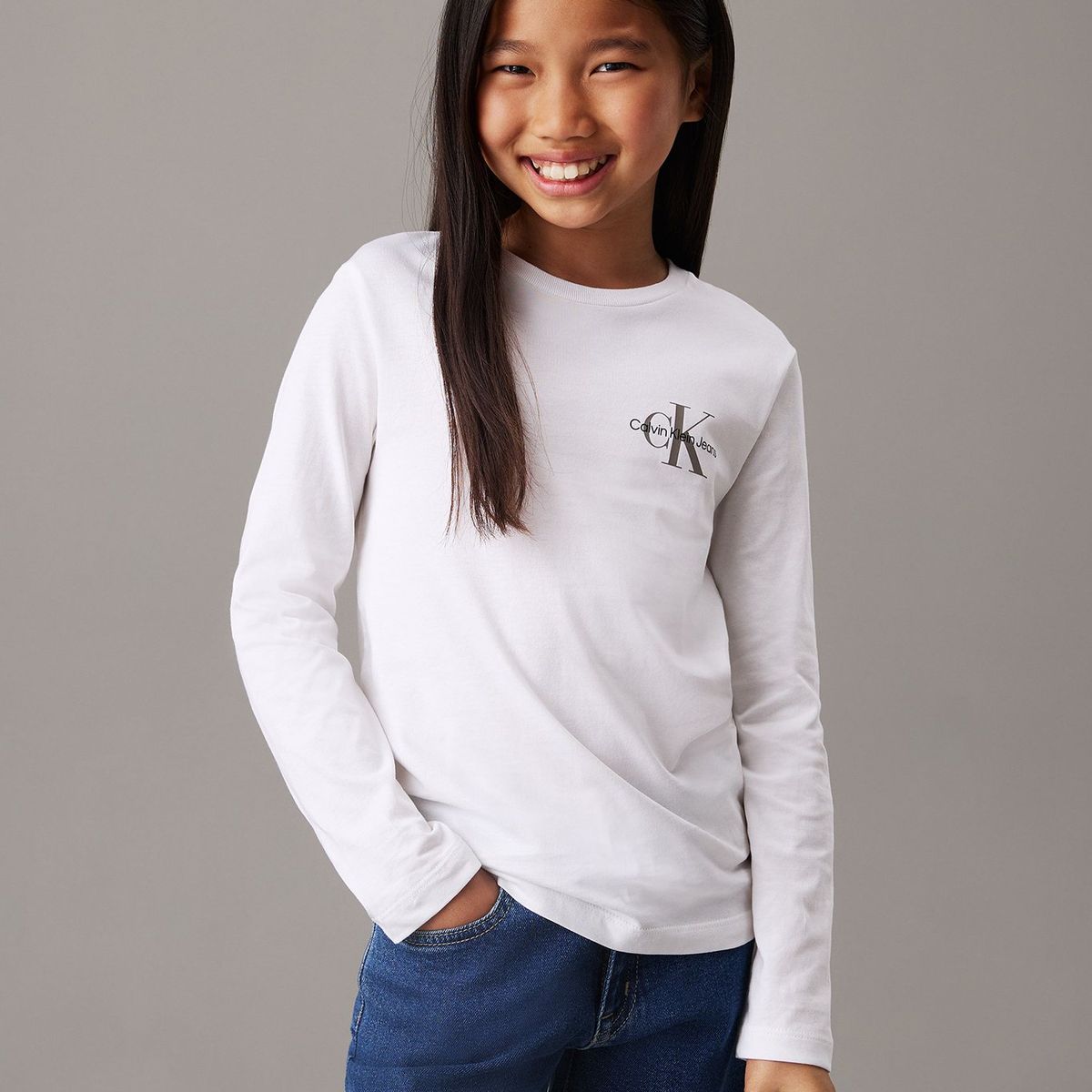 CALVIN KLEIN - Polera Niño Chest Monologo Blanco Calvin Klein